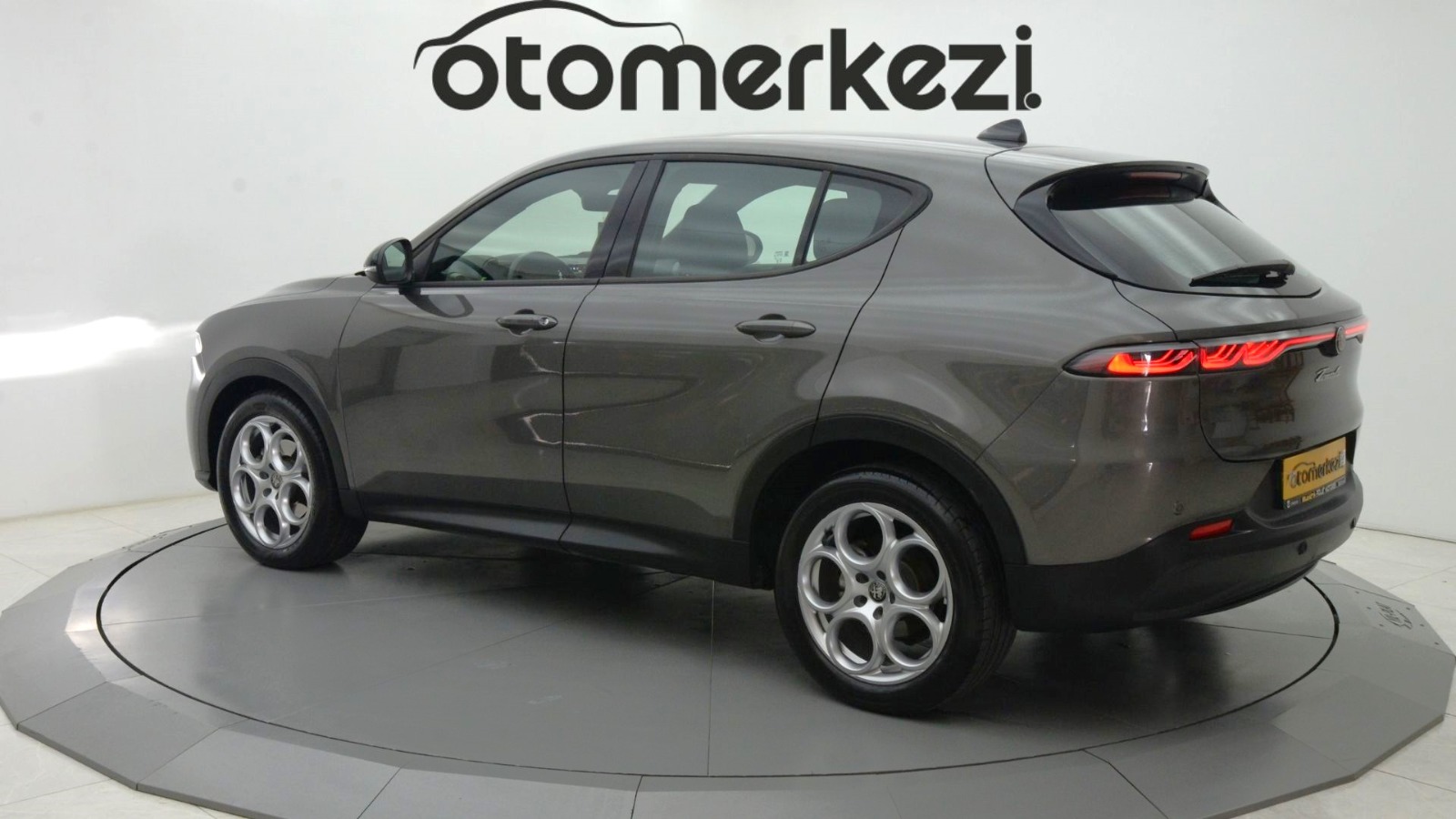 ALFA ROMEO TONALE 10